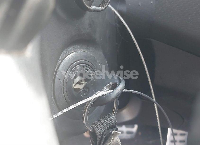 Photo 11 of 2013 Hyundai Veloster BASE W/GRAY (VIN KMHTC6AD4DU140121)