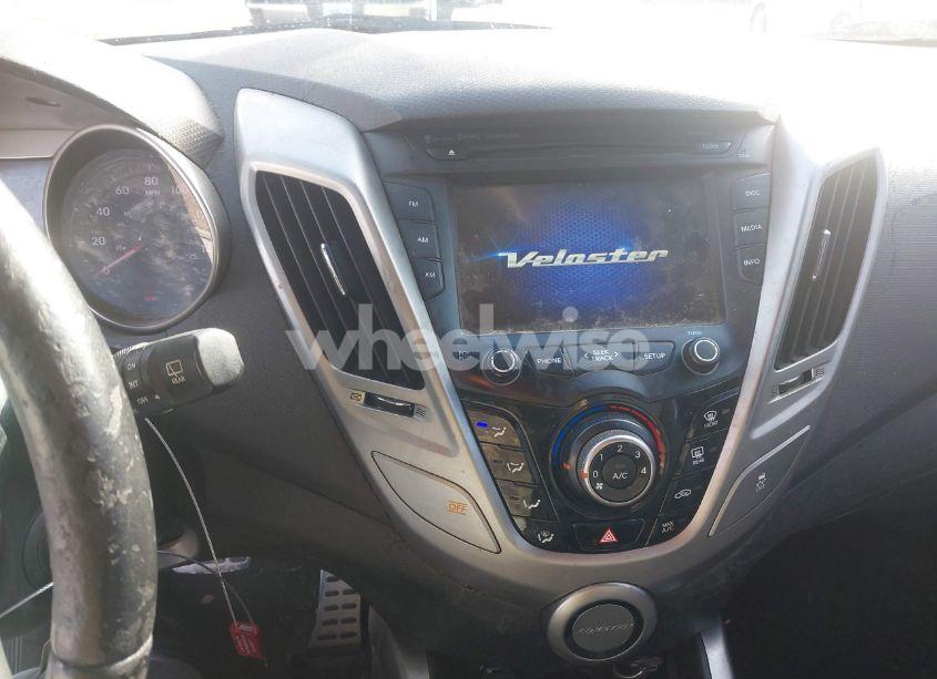 Photo 14 of 2013 Hyundai Veloster BASE W/GRAY (VIN KMHTC6AD4DU140121)