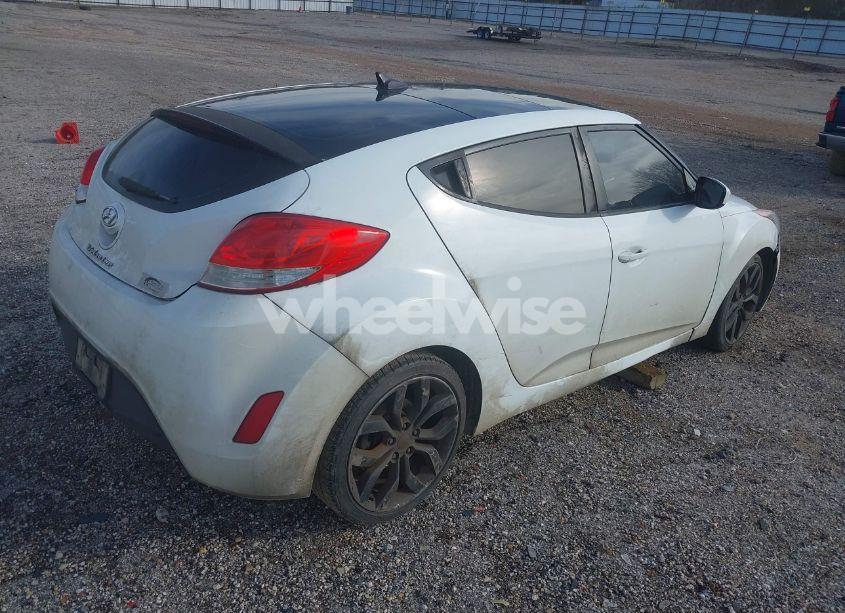 Photo 4 of 2013 Hyundai Veloster BASE W/GRAY (VIN KMHTC6AD4DU140121)