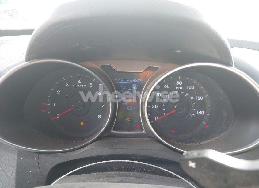 Photo 7 of 2013 Hyundai Veloster BASE W/GRAY (VIN KMHTC6AD4DU140121)