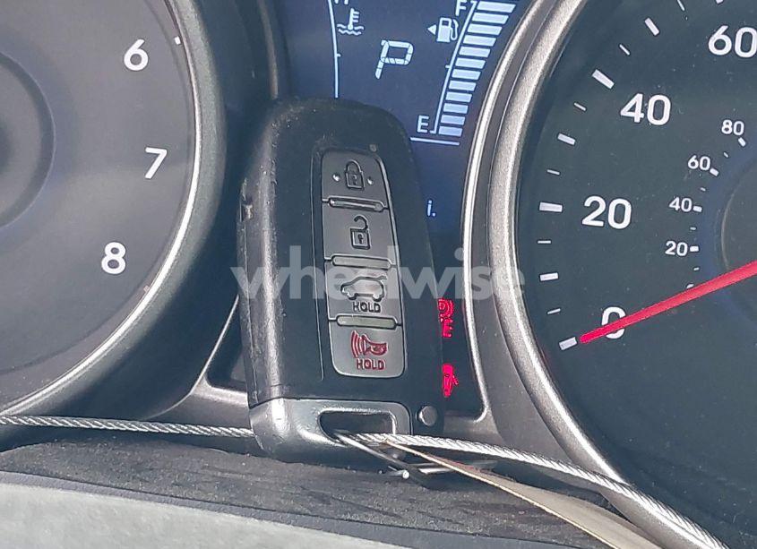 Photo 11 of 2017 Hyundai Veloster VALUE EDITION (VIN KMHTC6AD4HU322178)