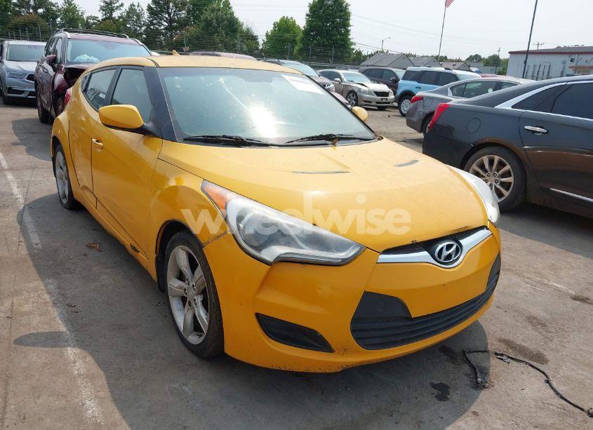 2012 Hyundai Veloster BASE W/BLACK (VIN KMHTC6AD5CU039913) main photo