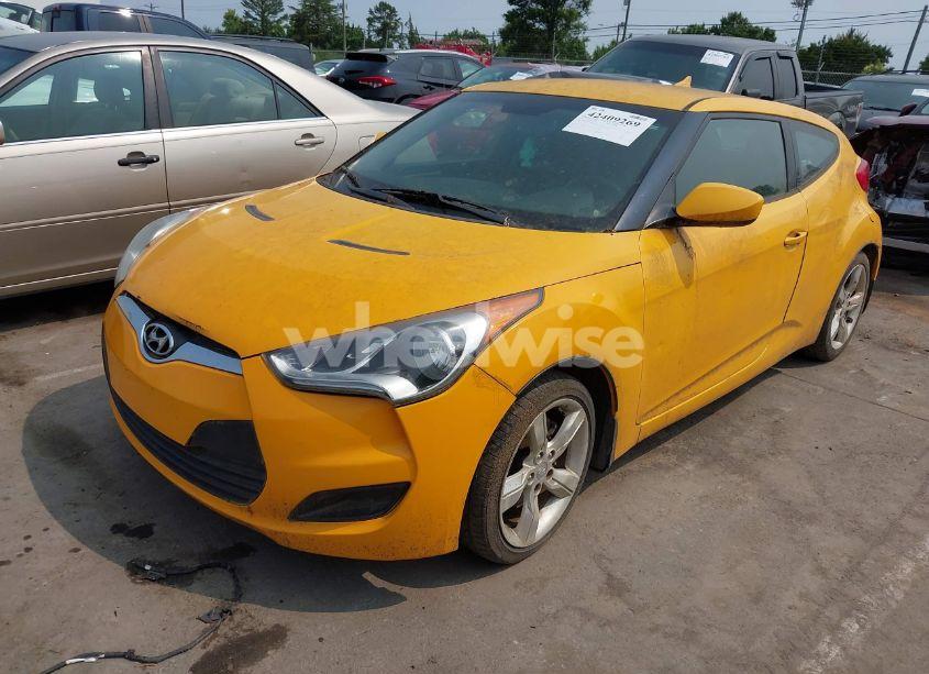 Photo 2 of 2012 Hyundai Veloster BASE W/BLACK (VIN KMHTC6AD5CU039913)