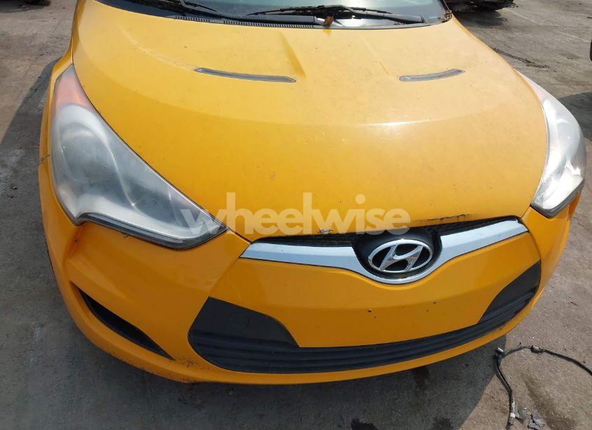 Photo 6 of 2012 Hyundai Veloster BASE W/BLACK (VIN KMHTC6AD5CU039913)