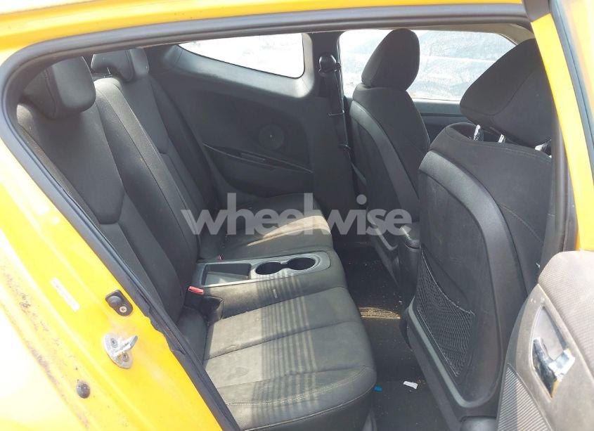 Photo 8 of 2012 Hyundai Veloster BASE W/BLACK (VIN KMHTC6AD5CU039913)