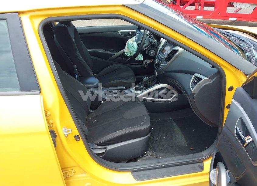 Photo 5 of 2012 Hyundai Veloster BASE W/BLACK (VIN KMHTC6AD5CU046702)