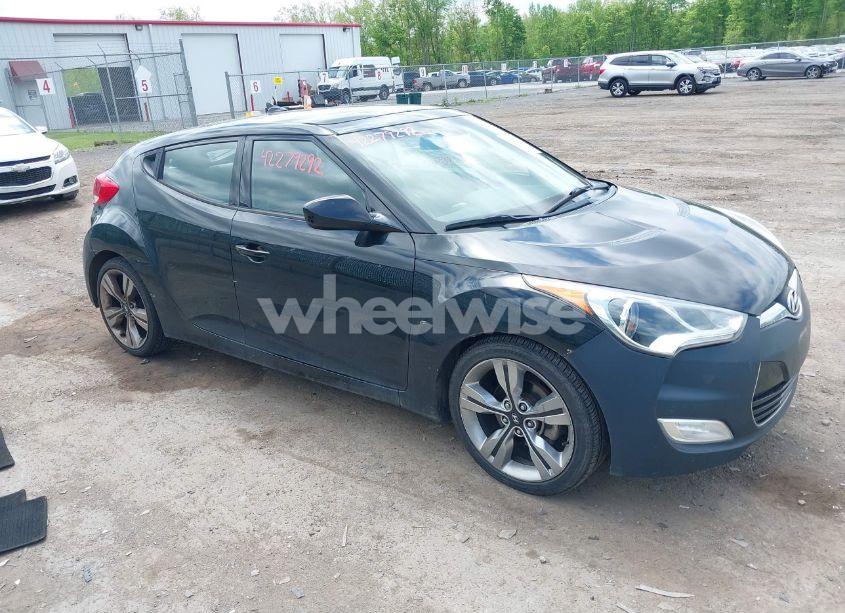 2013 Hyundai Veloster BASE W/BLACK (VIN KMHTC6AD5DU084996) main photo