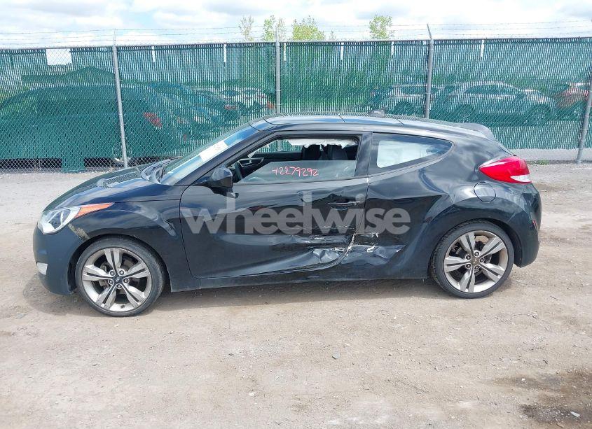Photo 14 of 2013 Hyundai Veloster BASE W/BLACK (VIN KMHTC6AD5DU084996)