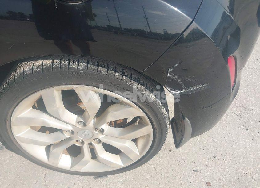 Photo 14 of 2015 Hyundai Veloster (VIN KMHTC6AD5FU233281)