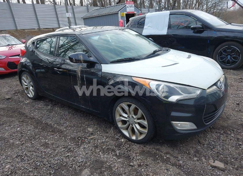 2012 Hyundai Veloster BASE W/BLACK (VIN KMHTC6AD6CU020657) main photo