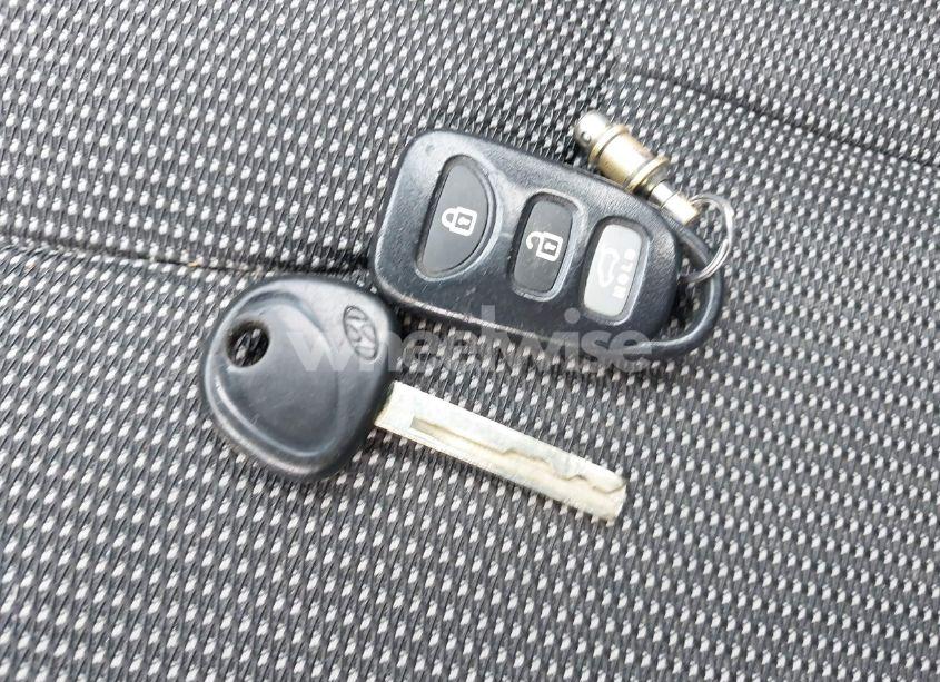 Photo 11 of 2012 Hyundai Veloster BASE W/BLACK (VIN KMHTC6AD6CU020657)