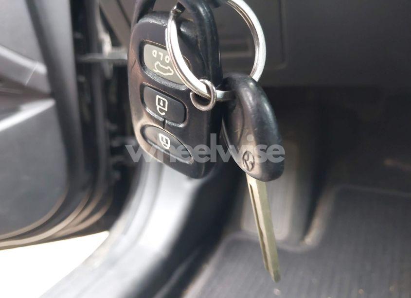 Photo 11 of 2013 Hyundai Veloster BASE W/GRAY (VIN KMHTC6AD6DU105953)