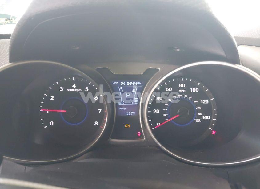 Photo 7 of 2013 Hyundai Veloster BASE W/BLACK (VIN KMHTC6AD6DU131842)