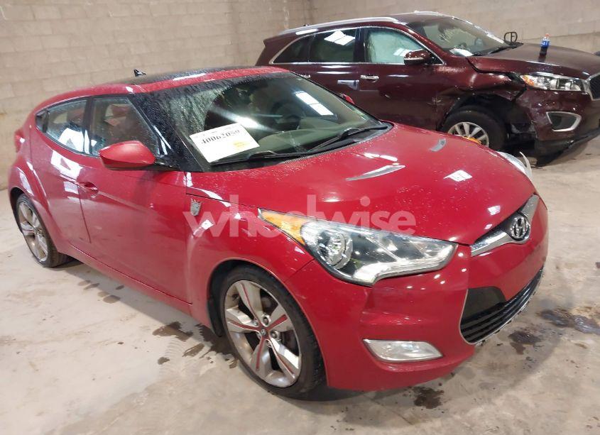 2013 Hyundai Veloster (VIN KMHTC6AD7DU142638) main photo