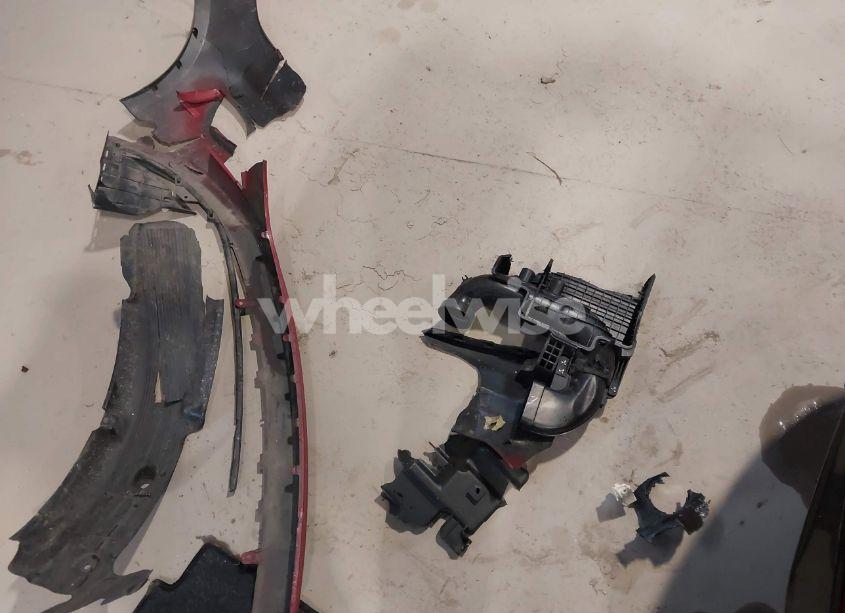 Photo 12 of 2013 Hyundai Veloster (VIN KMHTC6AD7DU142638)