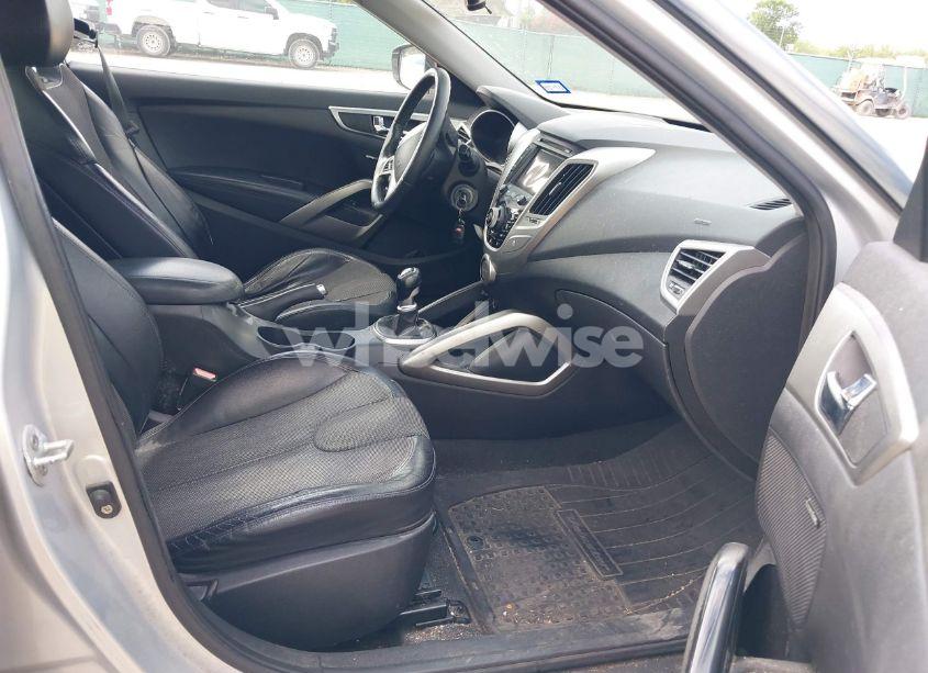 Photo 5 of 2012 Hyundai Veloster BASE W/BLACK (VIN KMHTC6AD8CU022989)