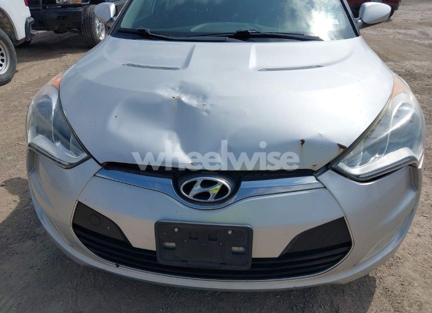 Photo 6 of 2012 Hyundai Veloster BASE W/BLACK (VIN KMHTC6AD8CU022989)