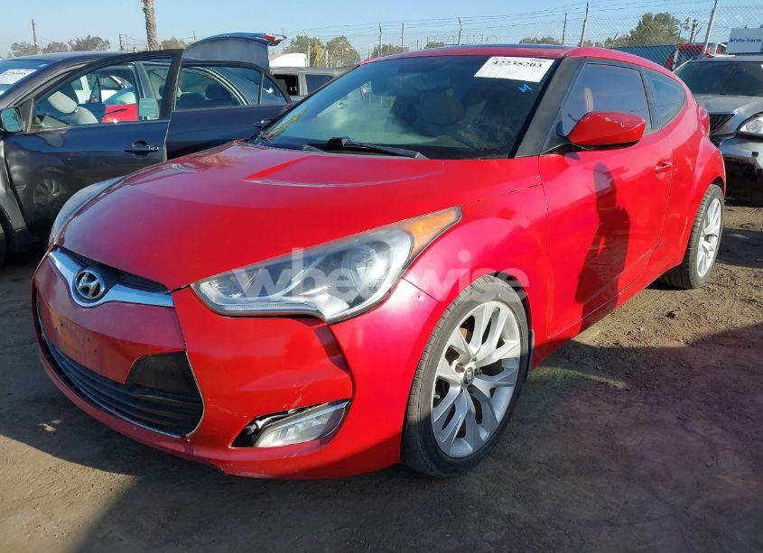 Photo 2 of 2013 Hyundai Veloster BASE W/GRAY (VIN KMHTC6AD8DU108918)