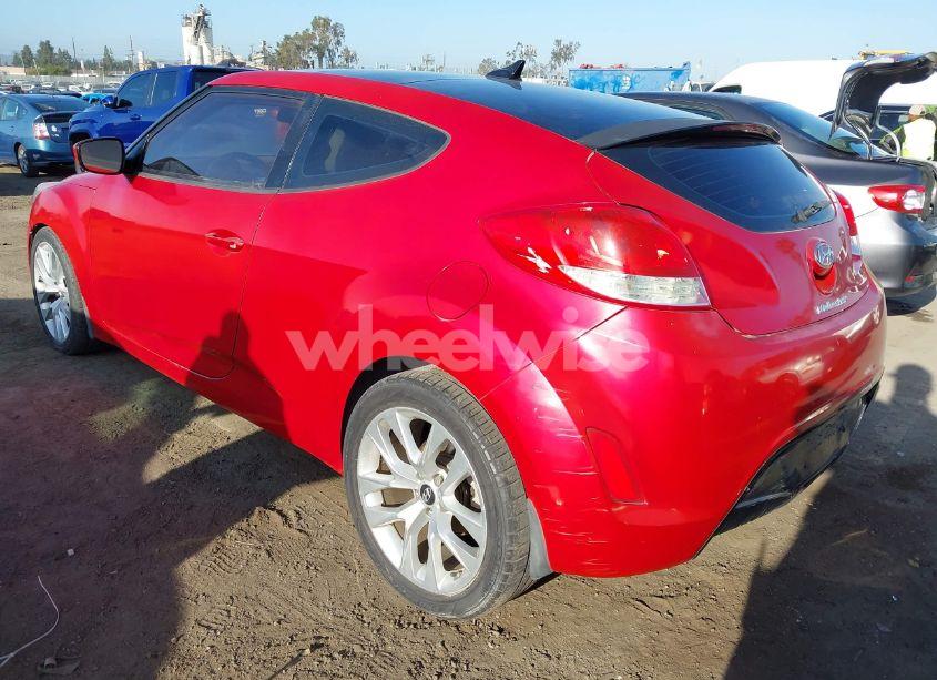 Photo 3 of 2013 Hyundai Veloster BASE W/GRAY (VIN KMHTC6AD8DU108918)