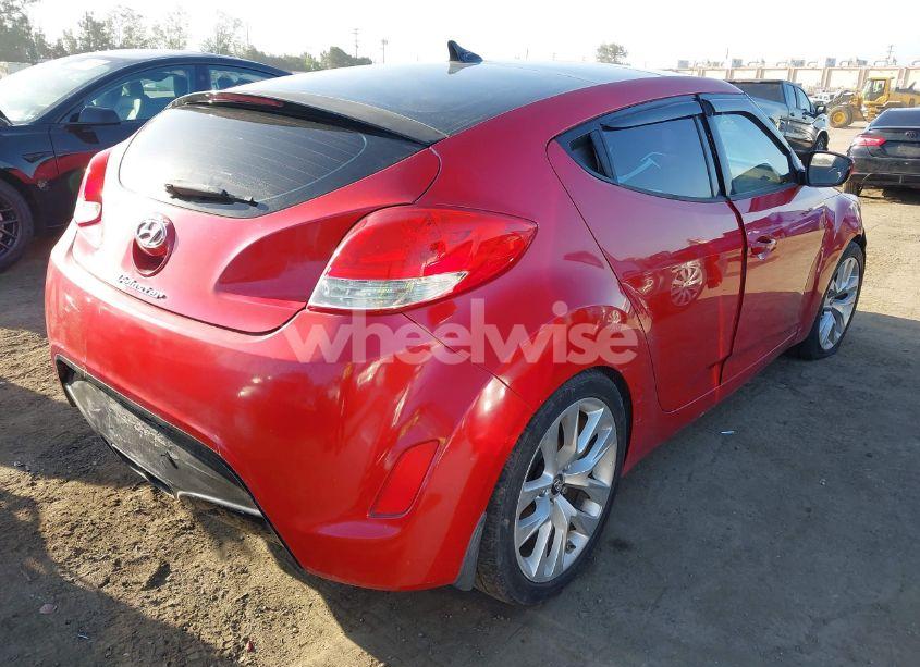 Photo 4 of 2013 Hyundai Veloster BASE W/GRAY (VIN KMHTC6AD8DU108918)
