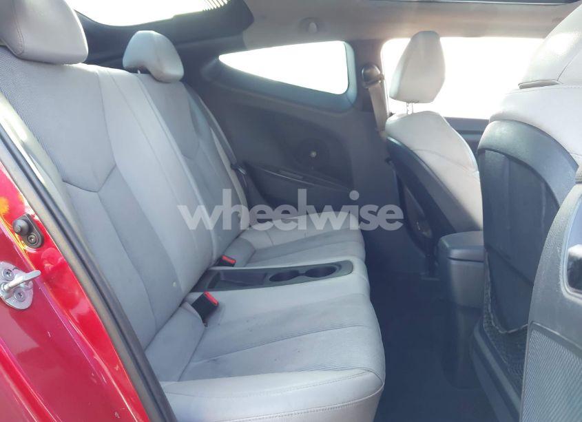 Photo 8 of 2013 Hyundai Veloster BASE W/GRAY (VIN KMHTC6AD8DU108918)