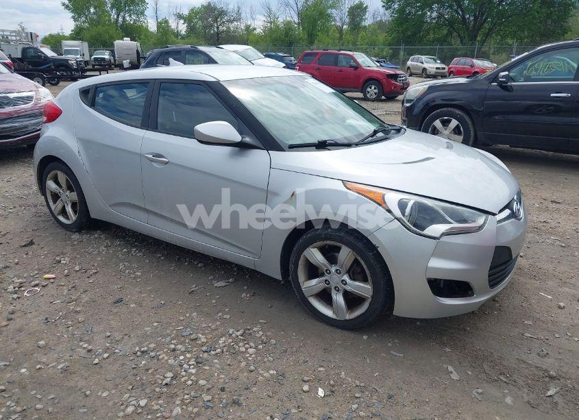 2014 Hyundai Veloster BASE W/BLACK (VIN KMHTC6AD8EU182891) main photo