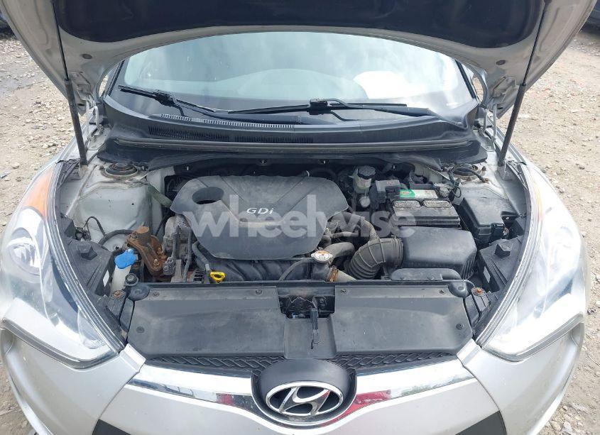 Photo 10 of 2014 Hyundai Veloster BASE W/BLACK (VIN KMHTC6AD8EU182891)