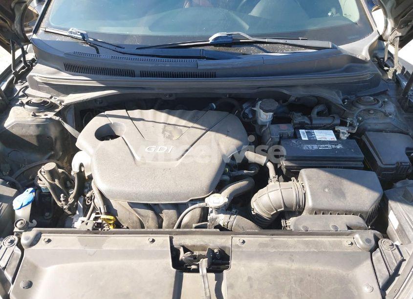 Photo 10 of 2014 Hyundai Veloster BASE W/RED (VIN KMHTC6AD8EU190795)