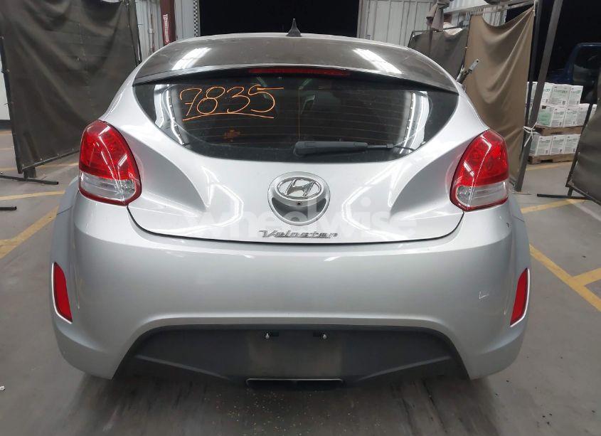 Photo 16 of 2016 Hyundai Veloster (VIN KMHTC6AD8GU299664)