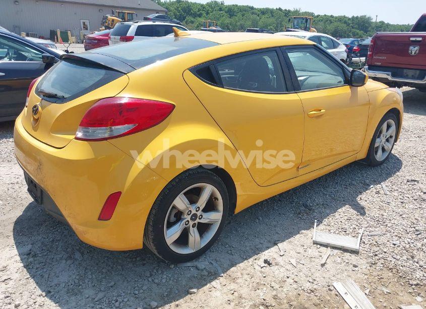 Photo 4 of 2012 Hyundai Veloster BASE W/BLACK (VIN KMHTC6AD9CU074244)