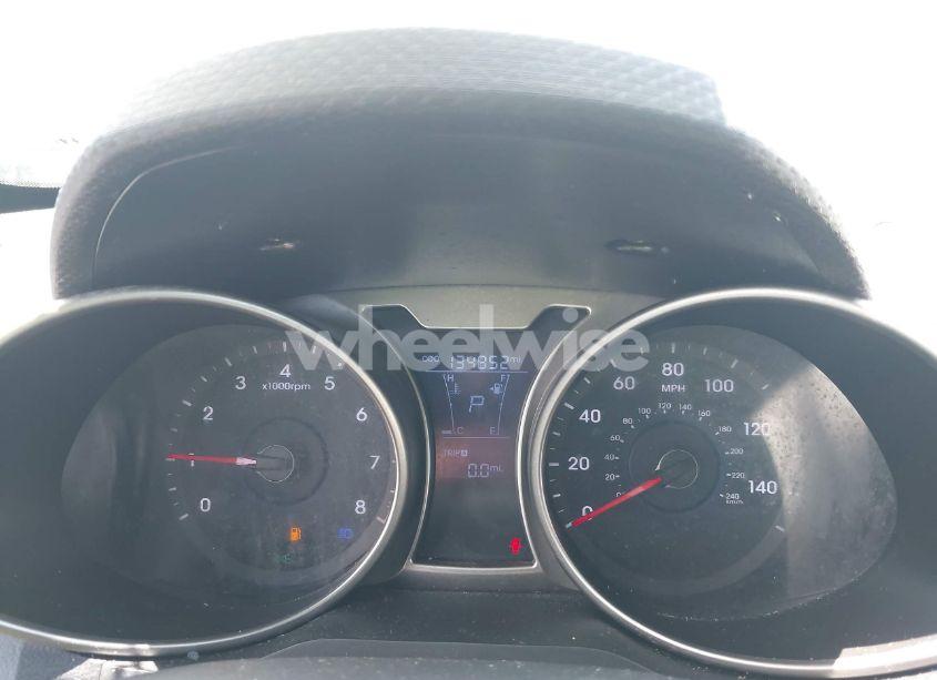 Photo 7 of 2013 Hyundai Veloster BASE W/BLACK (VIN KMHTC6AD9DU126036)