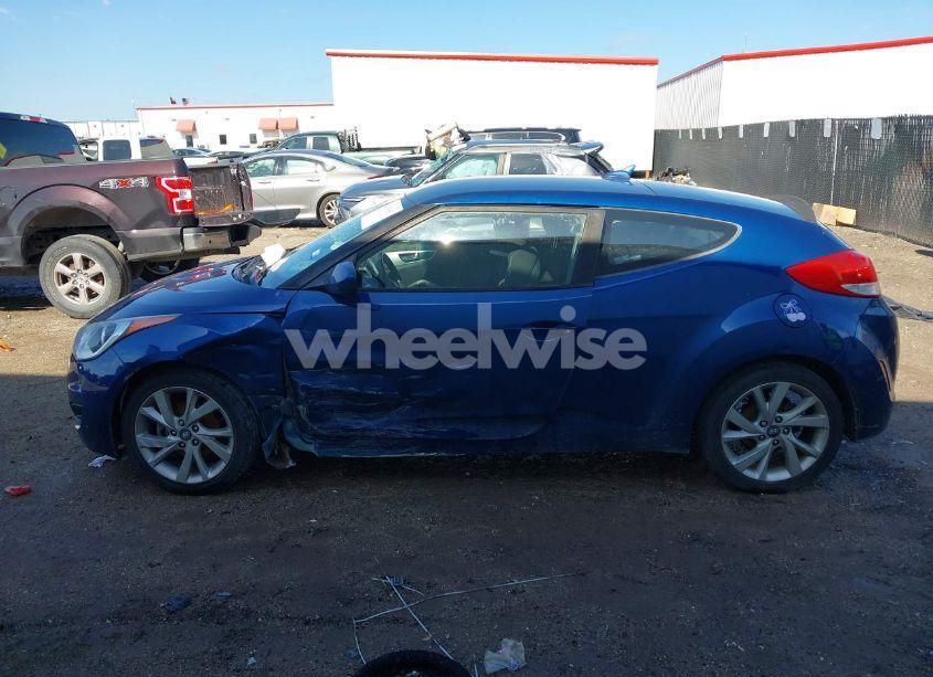 Photo 14 of 2016 Hyundai Veloster (VIN KMHTC6AD9GU303186)