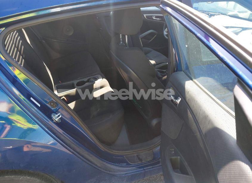 Photo 8 of 2016 Hyundai Veloster (VIN KMHTC6AD9GU303186)