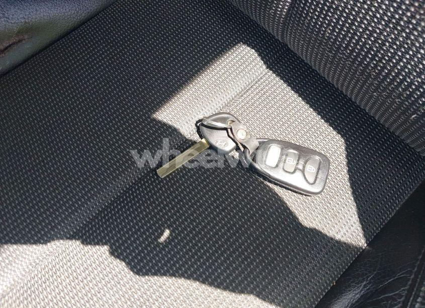 Photo 11 of 2012 Hyundai Veloster BASE W/BLACK (VIN KMHTC6ADXCU028115)