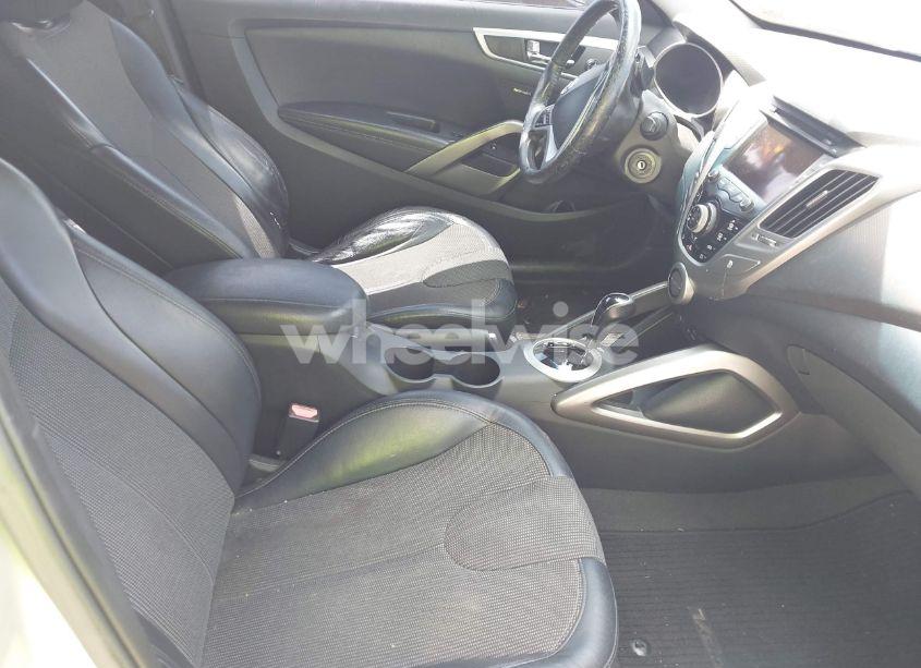 Photo 5 of 2012 Hyundai Veloster BASE W/BLACK (VIN KMHTC6ADXCU028115)