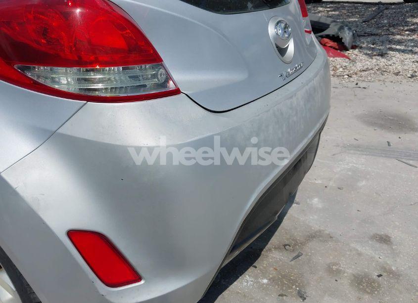 Photo 6 of 2012 Hyundai Veloster BASE W/BLACK (VIN KMHTC6ADXCU028115)