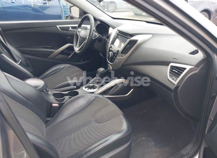 Photo 5 of 2012 Hyundai Veloster BASE W/BLACK (VIN KMHTC6ADXCU030284)