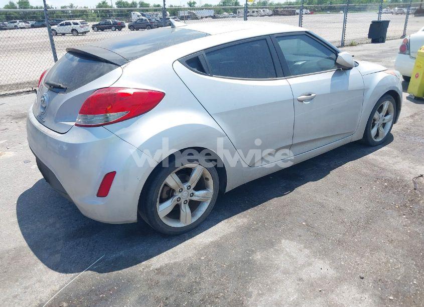 Photo 4 of 2012 Hyundai Veloster BASE W/BLACK (VIN KMHTC6ADXCU049918)
