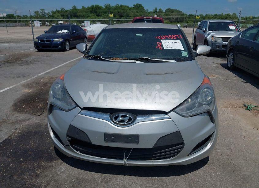 Photo 6 of 2012 Hyundai Veloster BASE W/BLACK (VIN KMHTC6ADXCU049918)