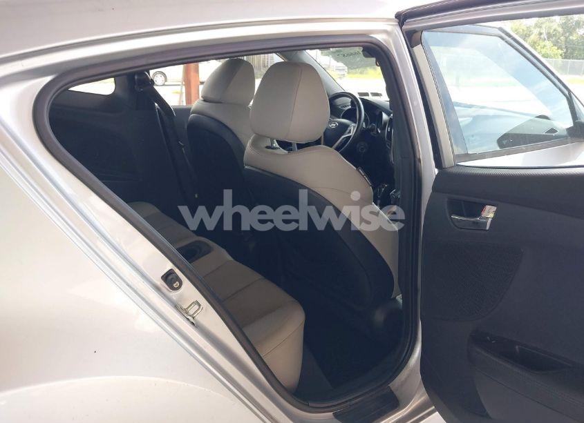 Photo 8 of 2012 Hyundai Veloster BASE W/GRAY (VIN KMHTC6ADXCU056898)