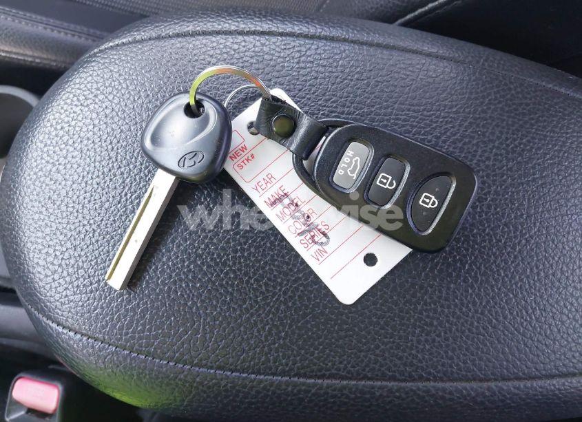 Photo 11 of 2012 Hyundai Veloster BASE W/BLACK (VIN KMHTC6ADXCU061325)