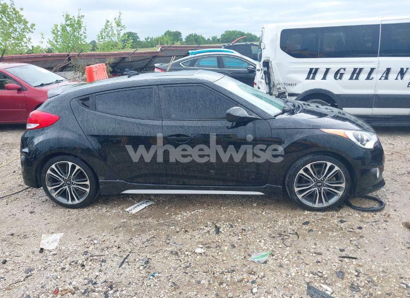 Photo 13 of 2016 Hyundai Veloster TURBO R-SPEC (VIN KMHTC6AE5GU300732)