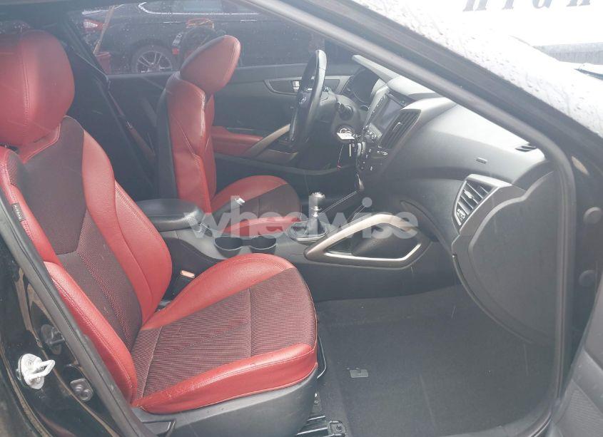 Photo 5 of 2016 Hyundai Veloster TURBO R-SPEC (VIN KMHTC6AE5GU300732)