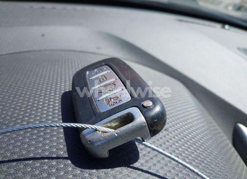 Photo 11 of 2016 Hyundai Veloster TURBO (VIN KMHTC6AE9GU288293)