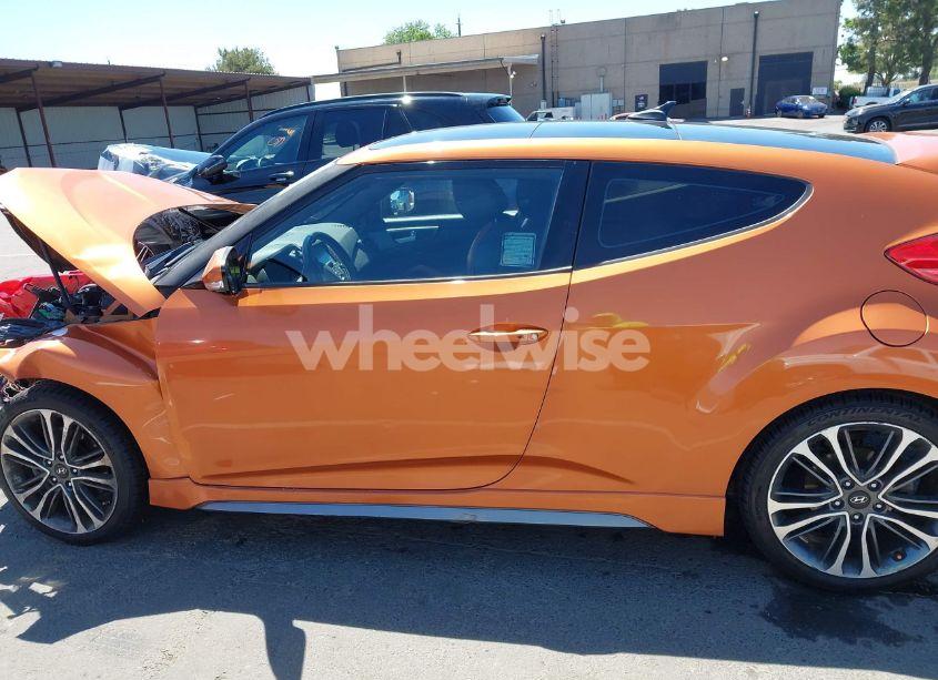 Photo 15 of 2016 Hyundai Veloster TURBO (VIN KMHTC6AE9GU288293)