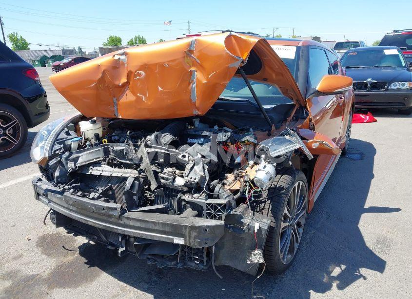 Photo 6 of 2016 Hyundai Veloster TURBO (VIN KMHTC6AE9GU288293)