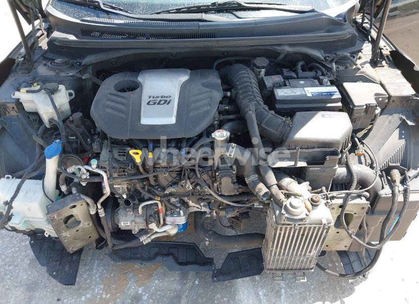 Photo 10 of 2016 Hyundai Veloster TURBO (VIN KMHTC6AEXGU281207)