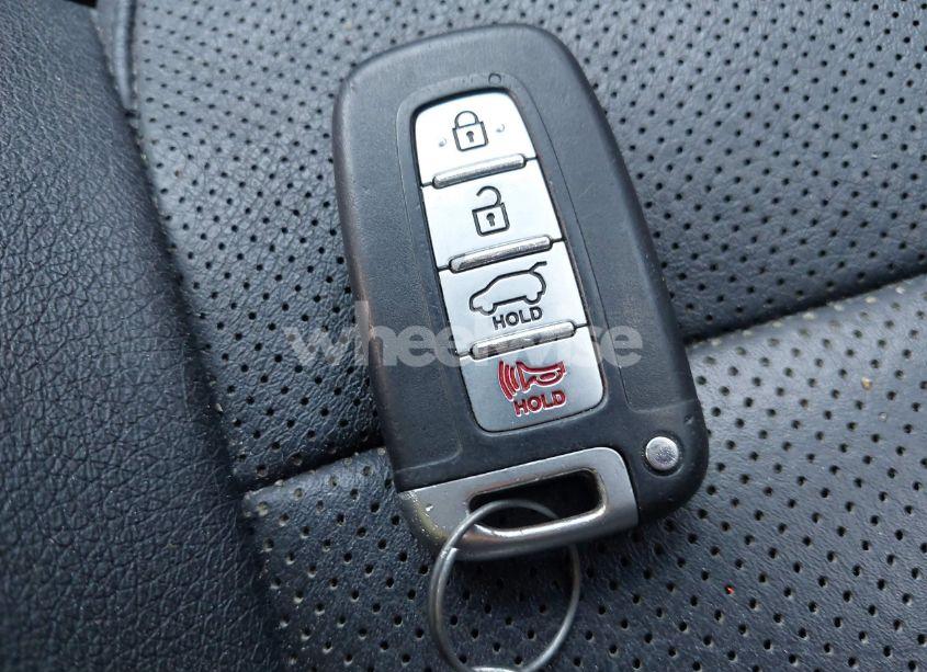 Photo 11 of 2016 Hyundai Veloster TURBO (VIN KMHTC6AEXGU281207)