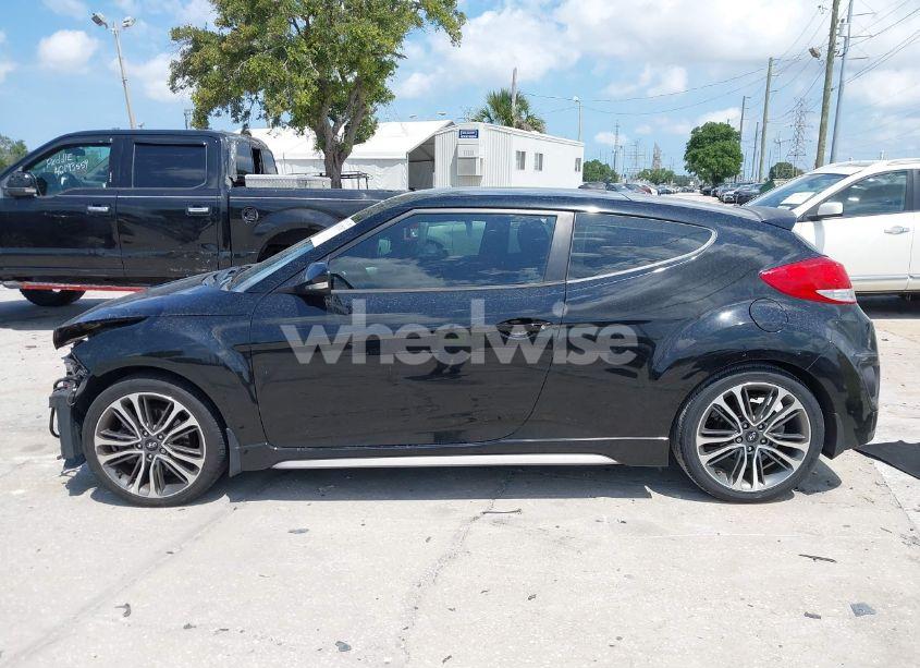 Photo 14 of 2016 Hyundai Veloster TURBO (VIN KMHTC6AEXGU281207)