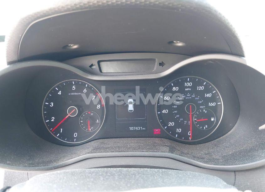 Photo 7 of 2016 Hyundai Veloster TURBO (VIN KMHTC6AEXGU281207)